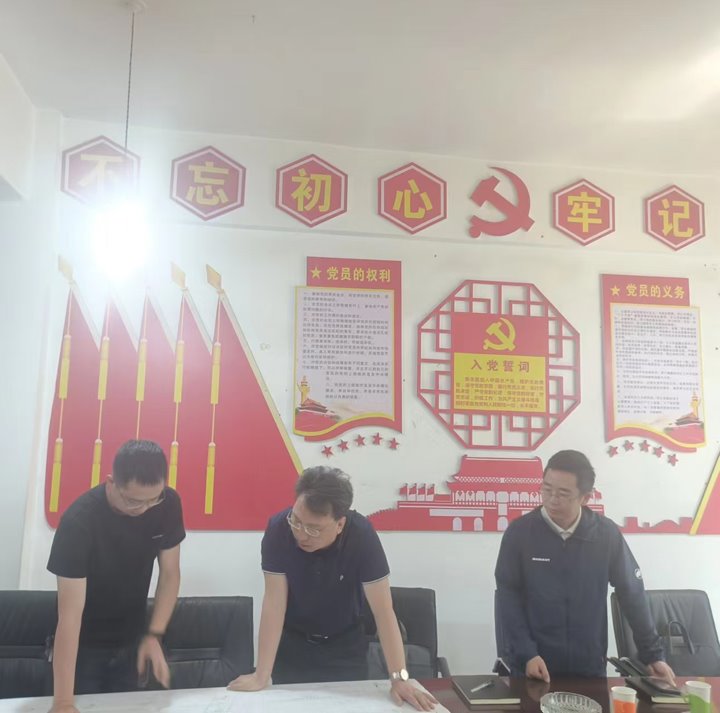 意昂体育 | 智能运动新世代的引领者集团副总经理杜昌华到东源恒鼎公司河兴煤矿调研安全生产工作